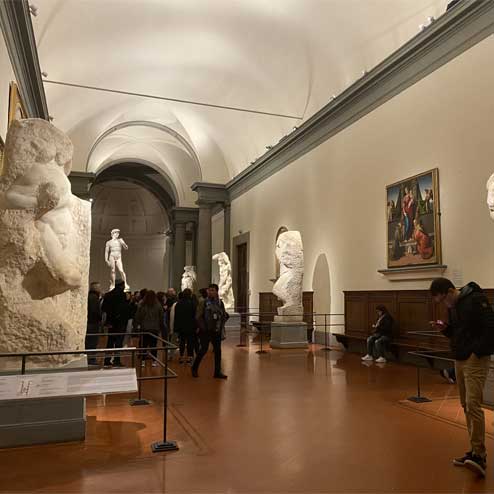 accademia gallery hours